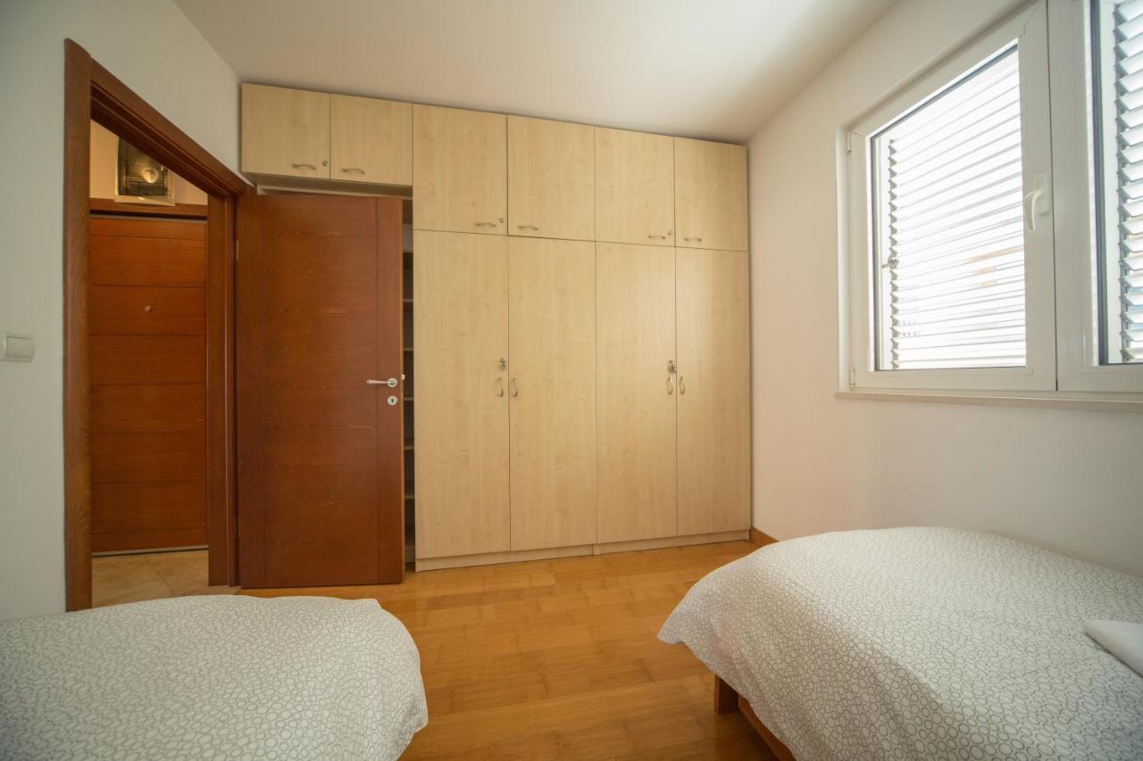 Zen Apartment Przno Светі-Стефан Екстер'єр фото